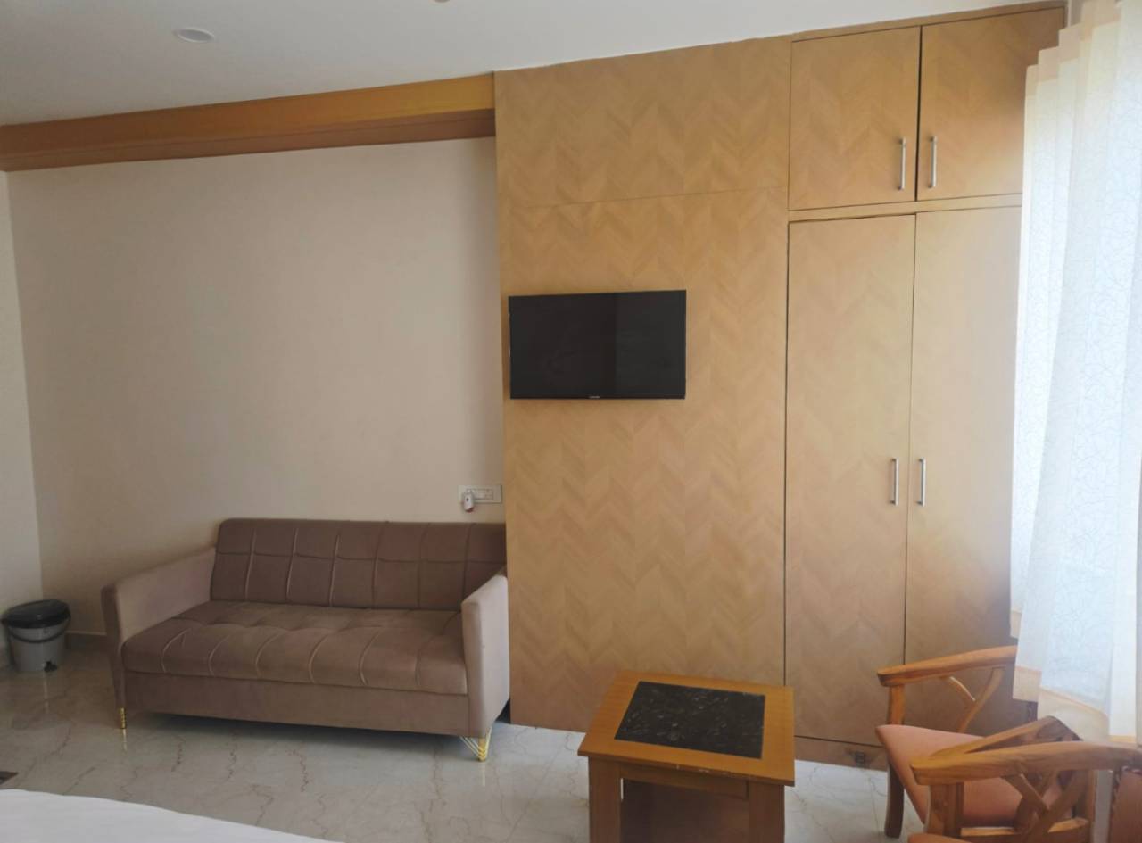 Super Deluxe Room